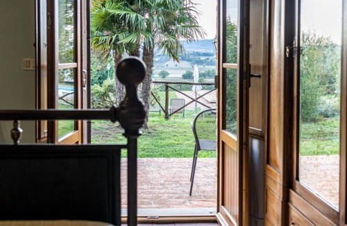 Badicorte Apartment | "Il Querciolo" Apartment "Carnovalino" for 2 people in a farmhouse in Valdichiana, in the heart of Tuscany