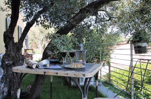 Sanda Bed & Breakfast | Il RosAle a Celle Ligure