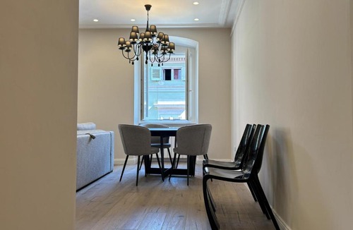 Barriera Vecchia-San Giacomo Apartment | Il Sogno Apartment