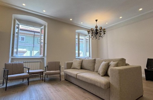 Barriera Vecchia-San Giacomo Apartment | Il Sogno Apartment