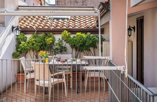 Vico Equense Apartment | 🌸 Il Tulipano – Elegance and Tradition in the Heart of Vico Equense