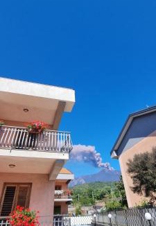 Milo Villa | Il Vulcano di Milo