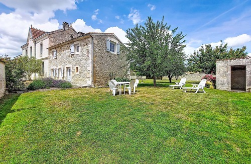 Geay House | Ile d'Oléron by Interhome