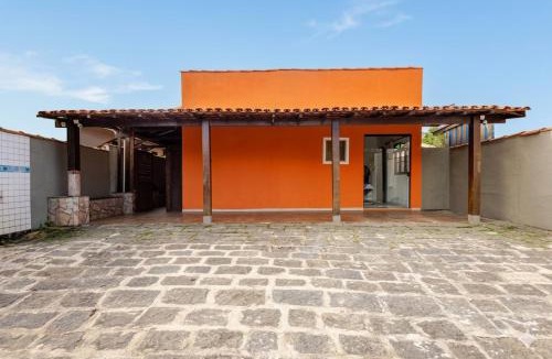 Centro Comercial House | Ilhabela apartamento passos da praia