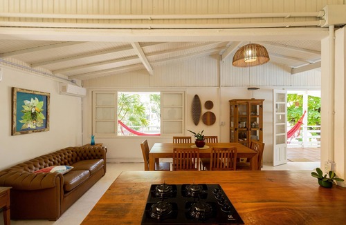 Praia Grande House | Ilhabela Studios