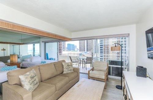 Waikiki Apartment | Ilikai Tower 940