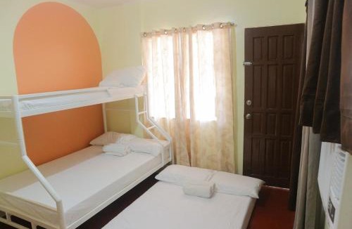 Jaro Apartment | Iloilo Transient Rooms Good for 15-20 pax