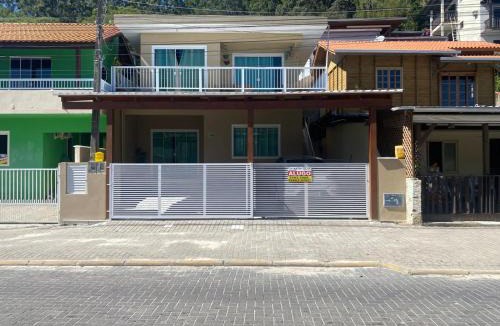 Canto Grande House | Imóvel com 02 quartos próxima ao Morro do Macaco
