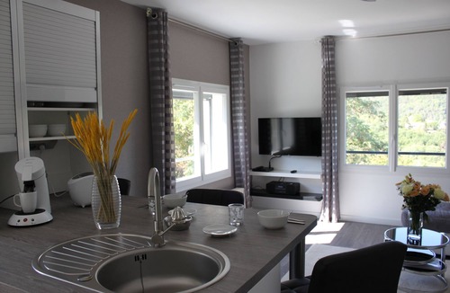 Chatel-Guyon Apartment | Imhotep- recharge your batteries!