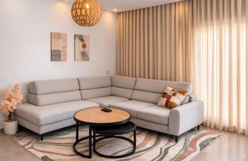 Imi Ouaddar Villa | Imi Villa with 4 Apartments Walk to Beach&Rooftop