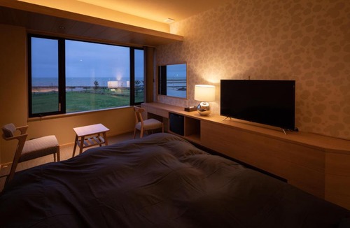 Himi Hotel | Imigre