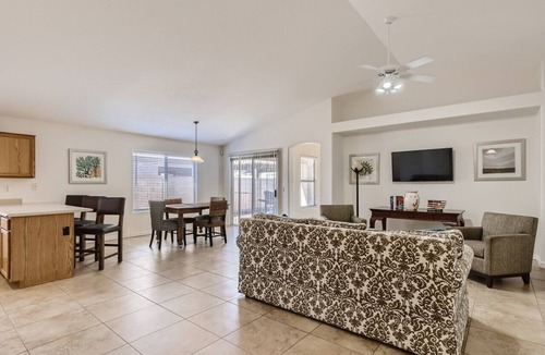Roseview Condo | Immaculate 3 Bedrooms, 2 Bathrooms Home in beautiful Surprise AZ.