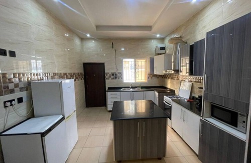 Ofin House | Immaculate 4-Bed detached duplex in Lekki Chevron