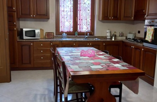Cassino Villa | Immaculate 4-bed House in Cassino Villa Aurora