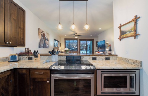 Whitefish Condo | Immaculate condo in the heart of downtown Whitefish
