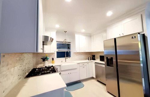 Orange Park House | Immaculate Home with Private Pool and Patio in Orange Park