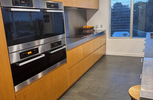 Carss Park House | Immaculate modern home with pool. n180’ views of city, Botany & Kogarah bays.