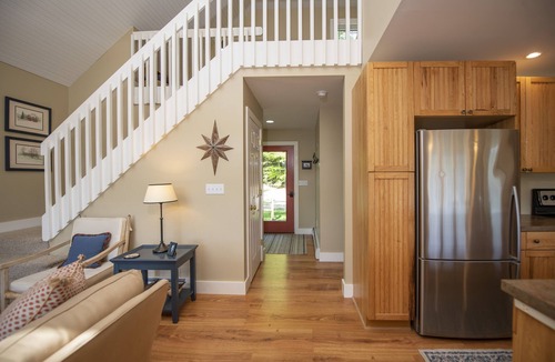Enfield House | Immaculate Waterfront Cottage - Activities Galore for the Entire Family