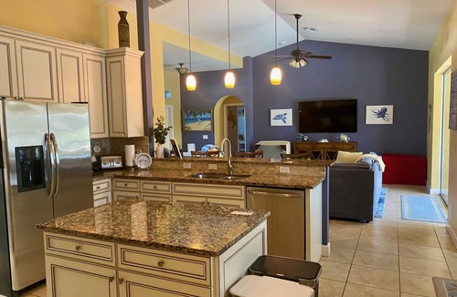 Broadmoor House | IMMACULATE well furnished home, heated pool, close to beaches! New paint!