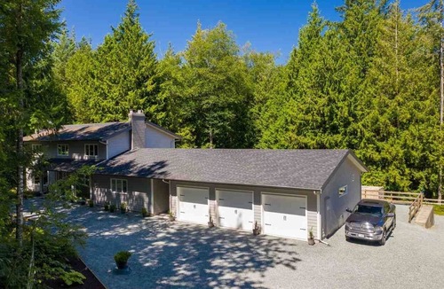 Langley House | Immaculately Clean 2-Bedroom Suite in Serene Rural Setting (Reg # H706197976)
