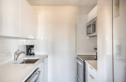 Allston Apartment | Impeccable Allston 1BR, nr Boston U & Green Line, by Blueground