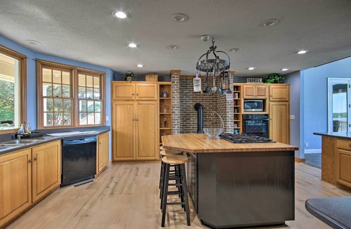 Camden House | Impeccable Home w/Dock & Pool on Lake Wateree!