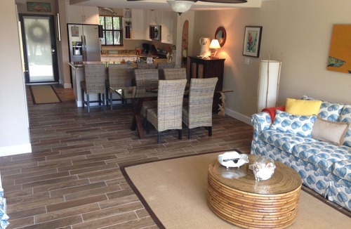 Key Largo House | Impeccable interior, waterfront w/dock + 28' slip. April 2026 still available