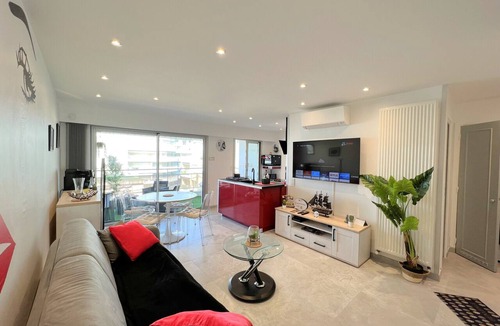 Cannes Apartment | imperial 2