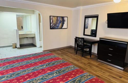 Norwalk Hotel | Imperial Inn & Suites