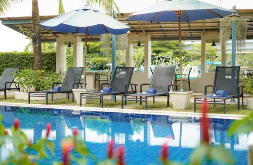 Thep Kasattri Resort | Impress Resort