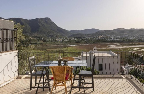 Golturkbuku Apartment | Impressive House with Shared Pool near Paradise Bay in Bodrum