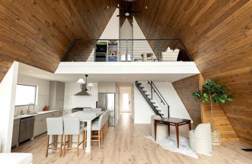 Negreet Ski Chalet | Impressive Luxury A-Frame with Ping-Pong Table in Louisiana