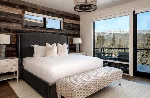 Big Sky Villa | Impressive Mountain Villa with Hot-tub and Impressive Views in Big Sky, Montana