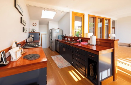 Stinson Beach House | Impressive Oceanfront Family Home in Seadrift