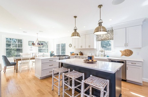 Wianno House | Impressive Osterville Residence - Ideal Location