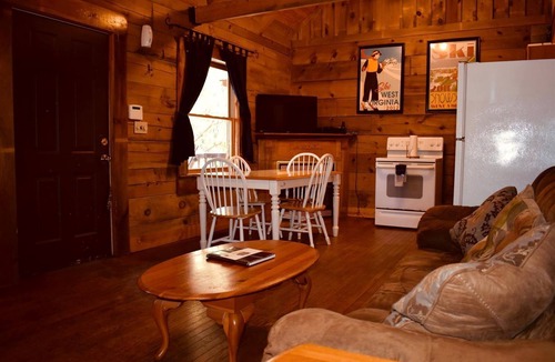 Mingo Cabin | Impressive Secluded Cabin Nestled Amidst Trees in Monterville, West Virginia