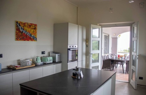 Govone Villa | Impressive: Villa Magna with pool and park - Langhe wine region