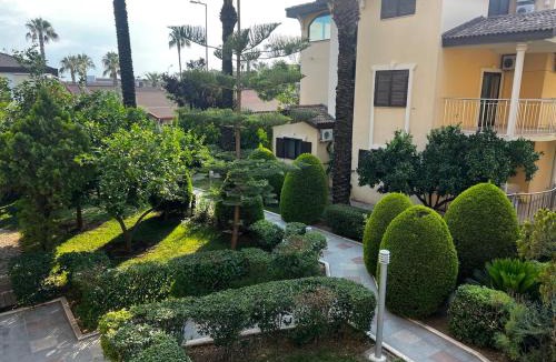Side Apartment | In a Complex with Pool and Perfect Location