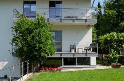 Ravina Bed & Breakfast | In Collina B&B