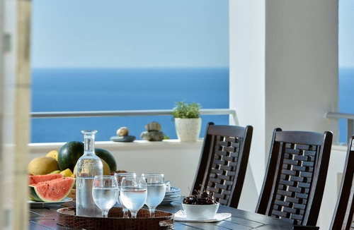 Drosia House | in Geropotamos mit Sonnenterrasse by Interhome