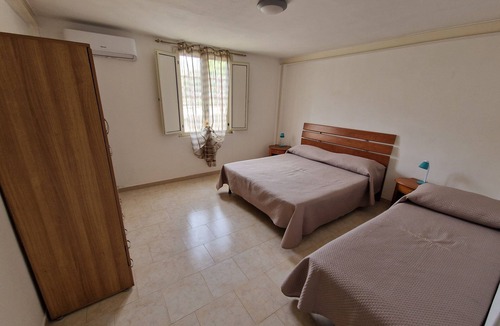 Paestum House | In Paestum vacation home sleeps 9 200 meters from the sea and 1 km Temples Paestum