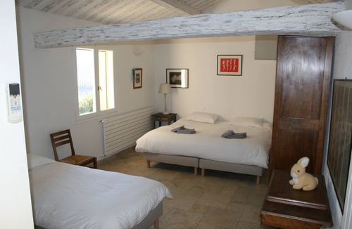 Malaucene House | In Provence, a centuries-old farmhouse in the heart of the Mont Ventoux regional park.