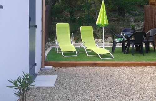 Pierrevert Apartment | IN PROVENCE STUDIO IN PEACE - 1 star