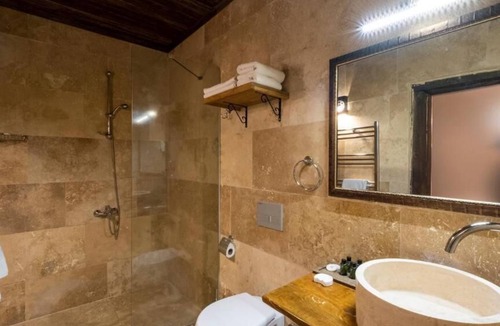 Cavusin Hotel | In Stone House