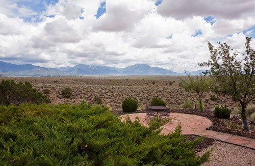 Arroyo Hondo Apartment | In Taos, Experience the Big Sky, See Forever, Privacy Galore!