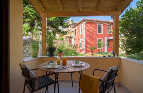 Ioannina Town Centre Apartment | In the Castle Plus