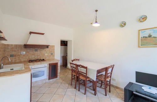 Procchio Apartment | In the countryside with large garden - 3-room apartment Novella