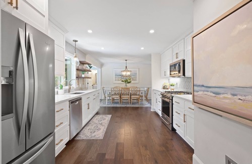 King City House | In the heart of the St. Simons Village, Steps to the Ocean, Sea Island Lodge and Heated Pool!