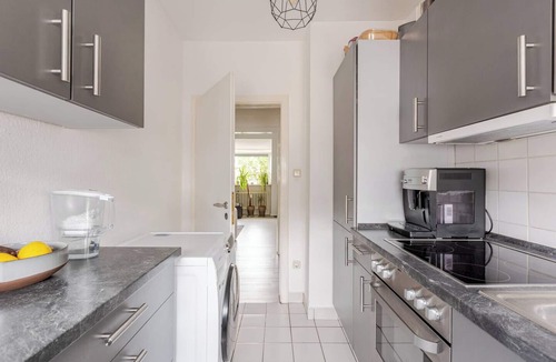 Altstadt-Sued Apartment | In the Heart of Cologne: Style & Comfort Combined