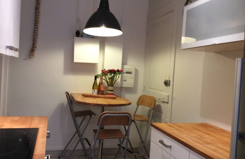 Quartier de l'Ecole-Militaire Apartment | In the heart of Paris - Garden-Invalids view 3-bedroom apartment